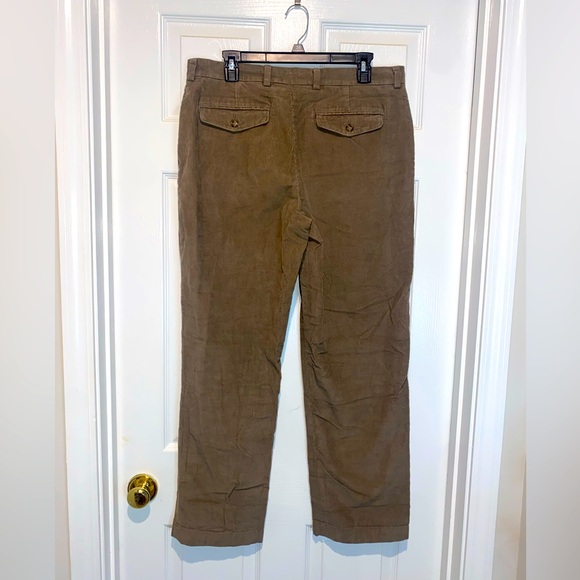 L. L. Bean Classic Fit Corduroy Pants.  Size 34x30 - Picture 2 of 3